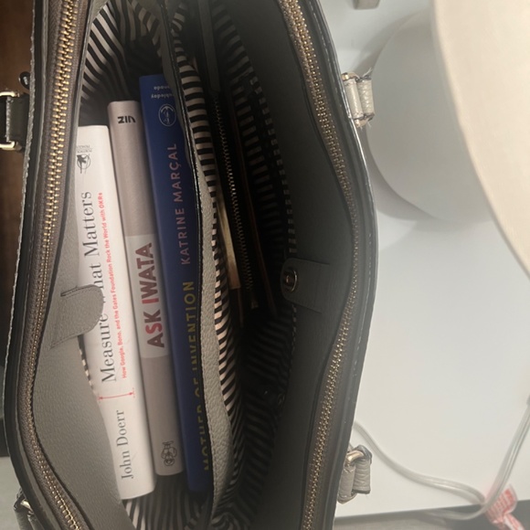 Authentic Kate Spade large bag - Picture 3 of 3